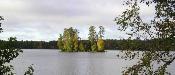 Осеннее озеро Таир