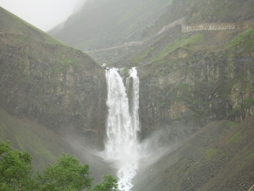Водопад на реке Эрдаобайхэ